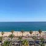 Mediterranean Apartment In Lloret De Mar Next To The Sea