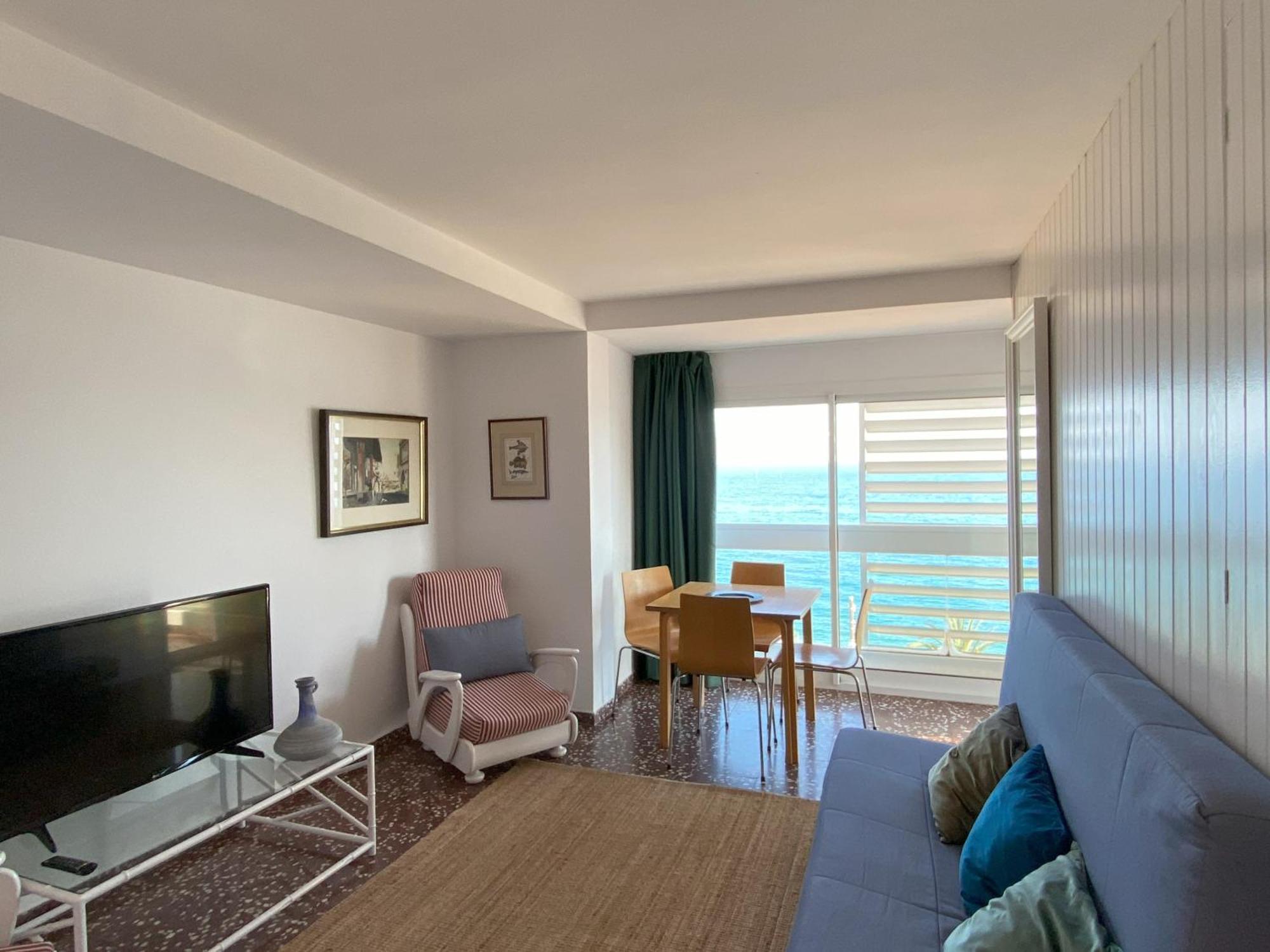 Mediterranean In Next To The Sea Appartement