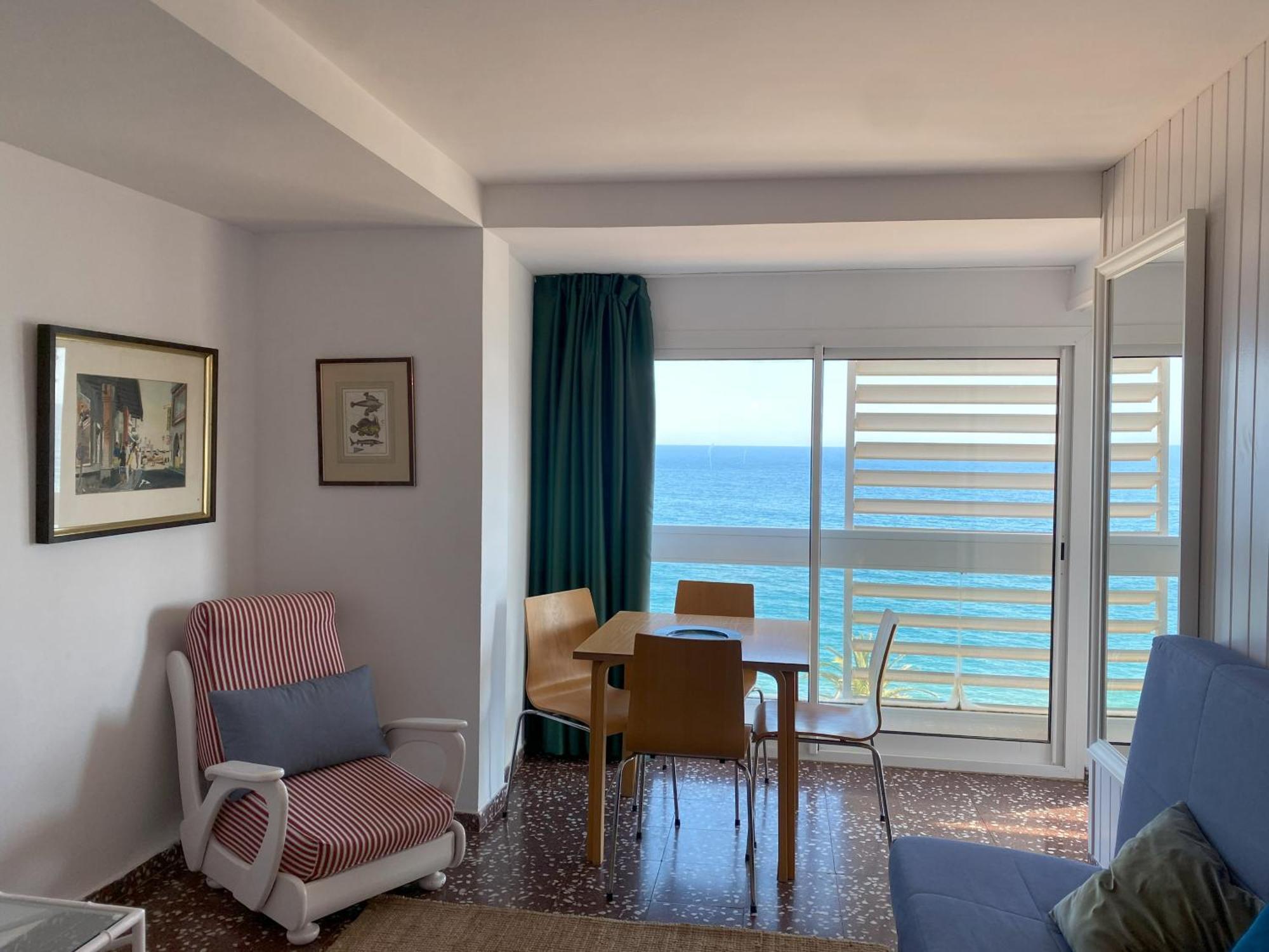 Apartment Mediterranean In Next To The Sea Lloret de Mar